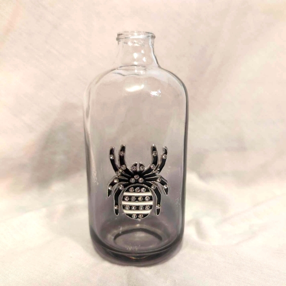 Glass spider bottle decor - Picture 1 of 3